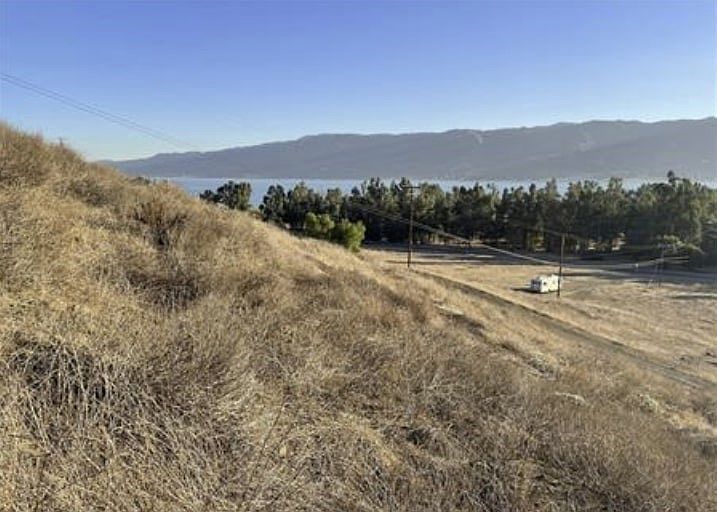 Hillside parcel overlooking Lake Elsinore