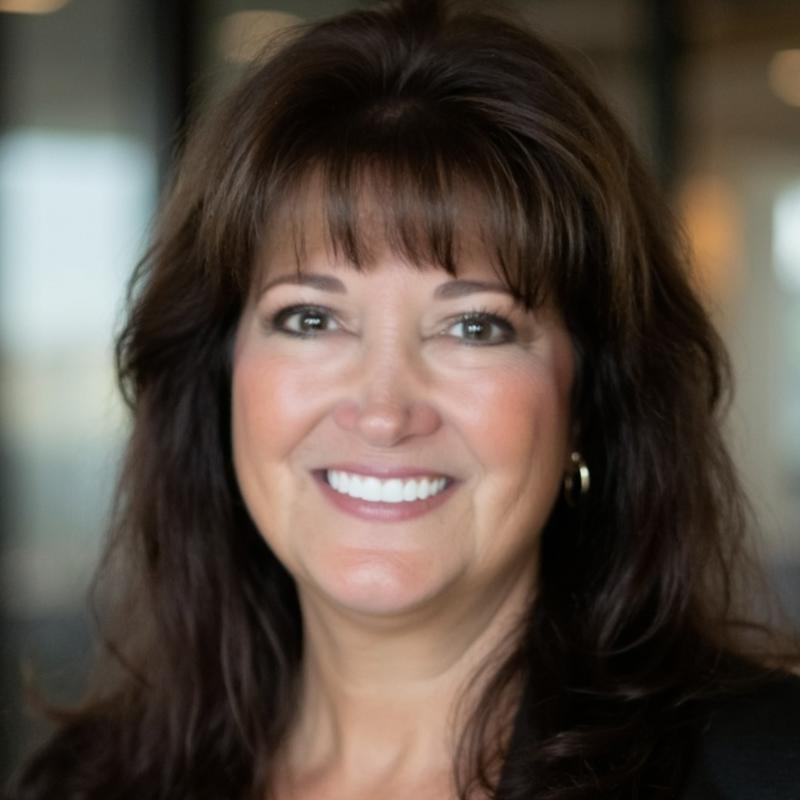 Laurie Mercer, Broker REALTOR®