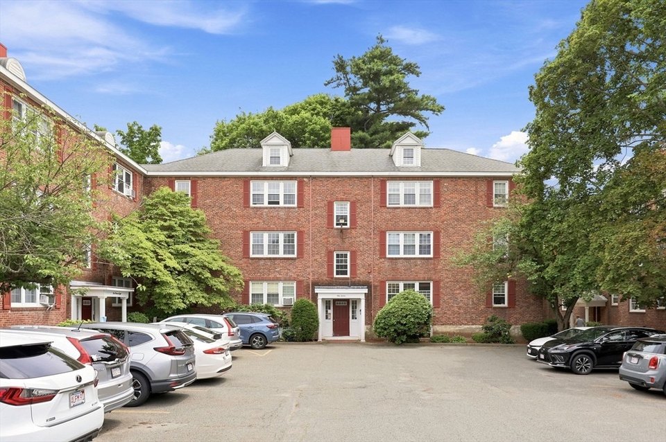 Residential building on Maple Street in Malden